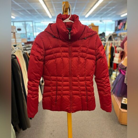 Calvin Klein ladies XS red puffy jacket - Picture 1 of 7